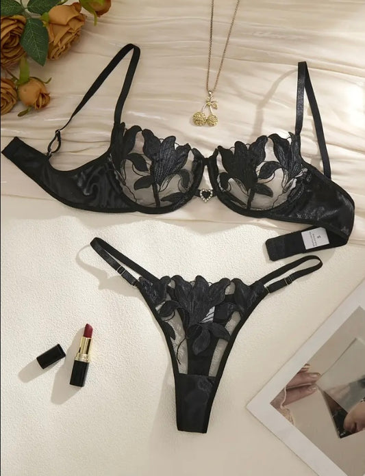 Conjunto sexy en negro